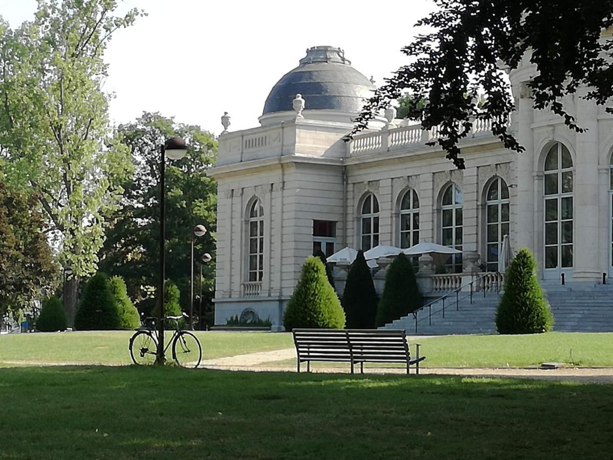 Le Boisseliege Apartment Bagian luar foto