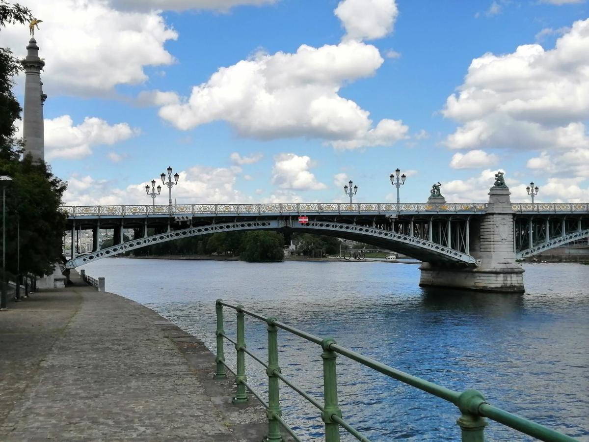 Le Boisseliege Apartment Bagian luar foto